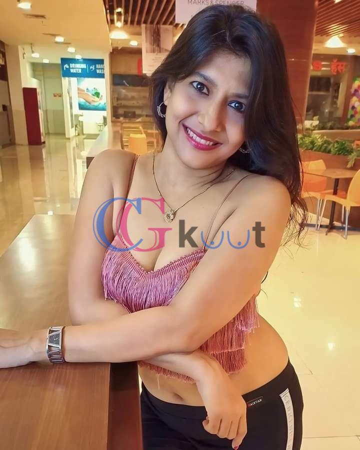 Hyderabad independent girl and housewife is available in your hotel