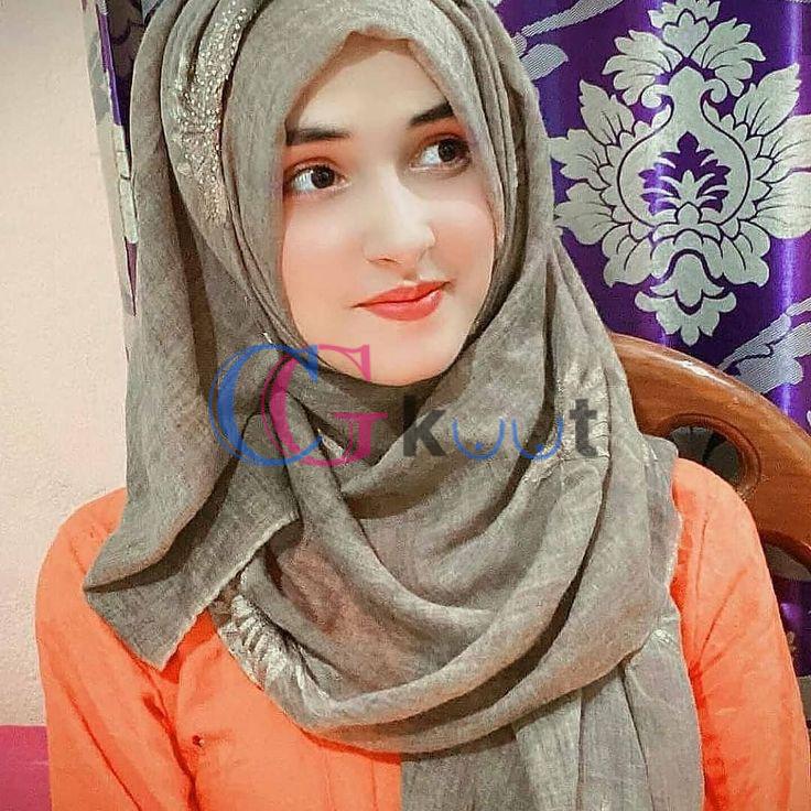 Call Girls Chandigarh | Spend time with Escorts 985784****